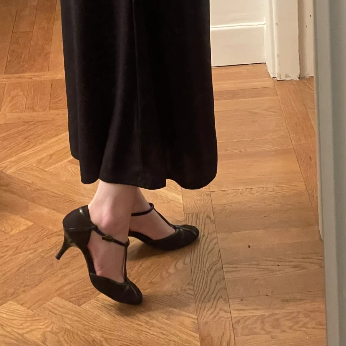 Svarta klackskor  - 90