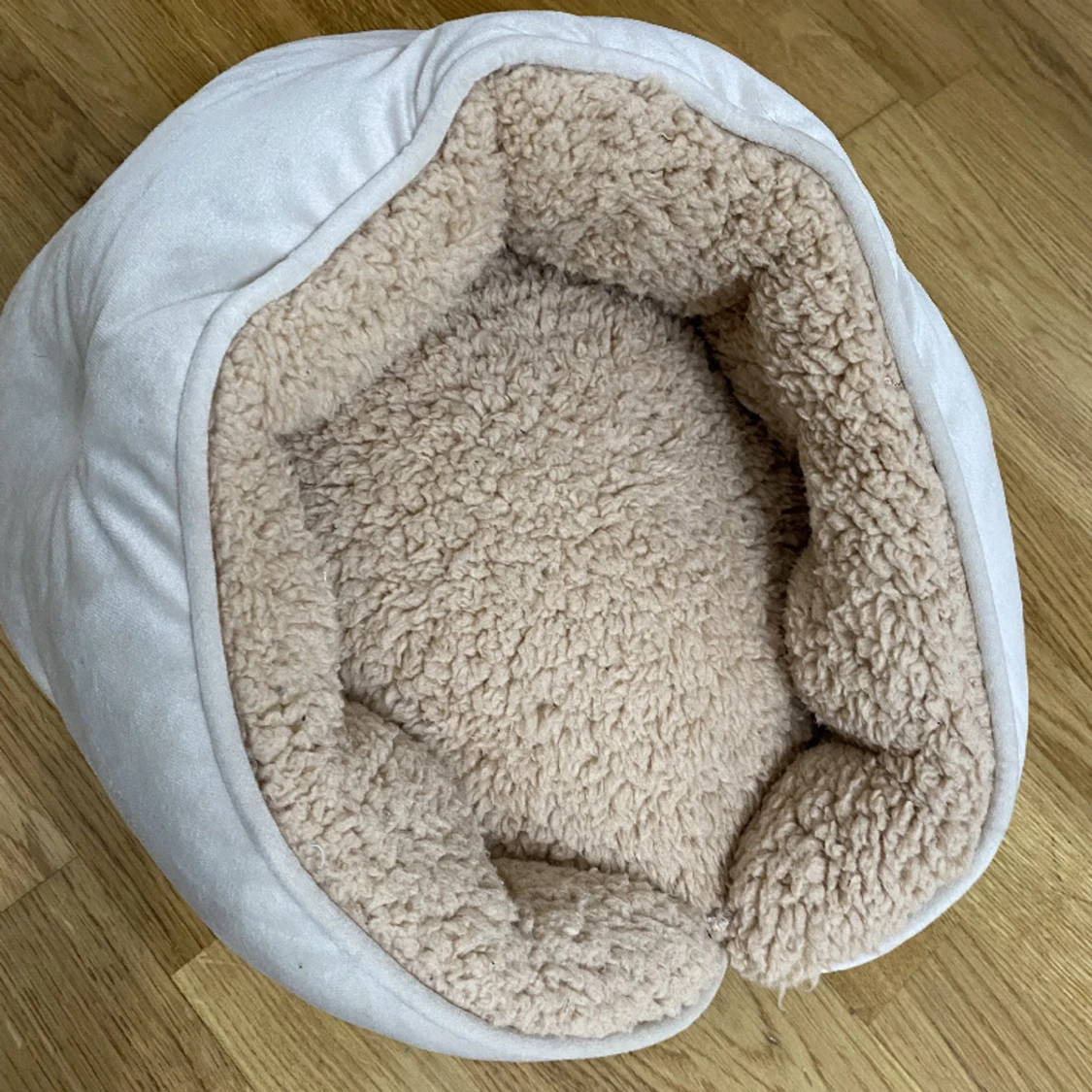 Katt/hund säng - 90