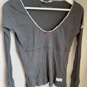 Odd Molly tröja - Grå Odd Molly tröja. *Köparen står för frakt 