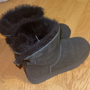 Uggs - Endast använda 1 gång, så gott som nya! Storlek 38 
