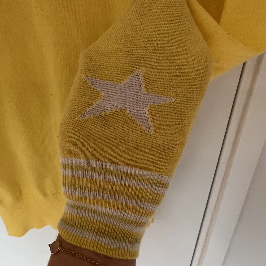 Ljusgul långärmad  - 91