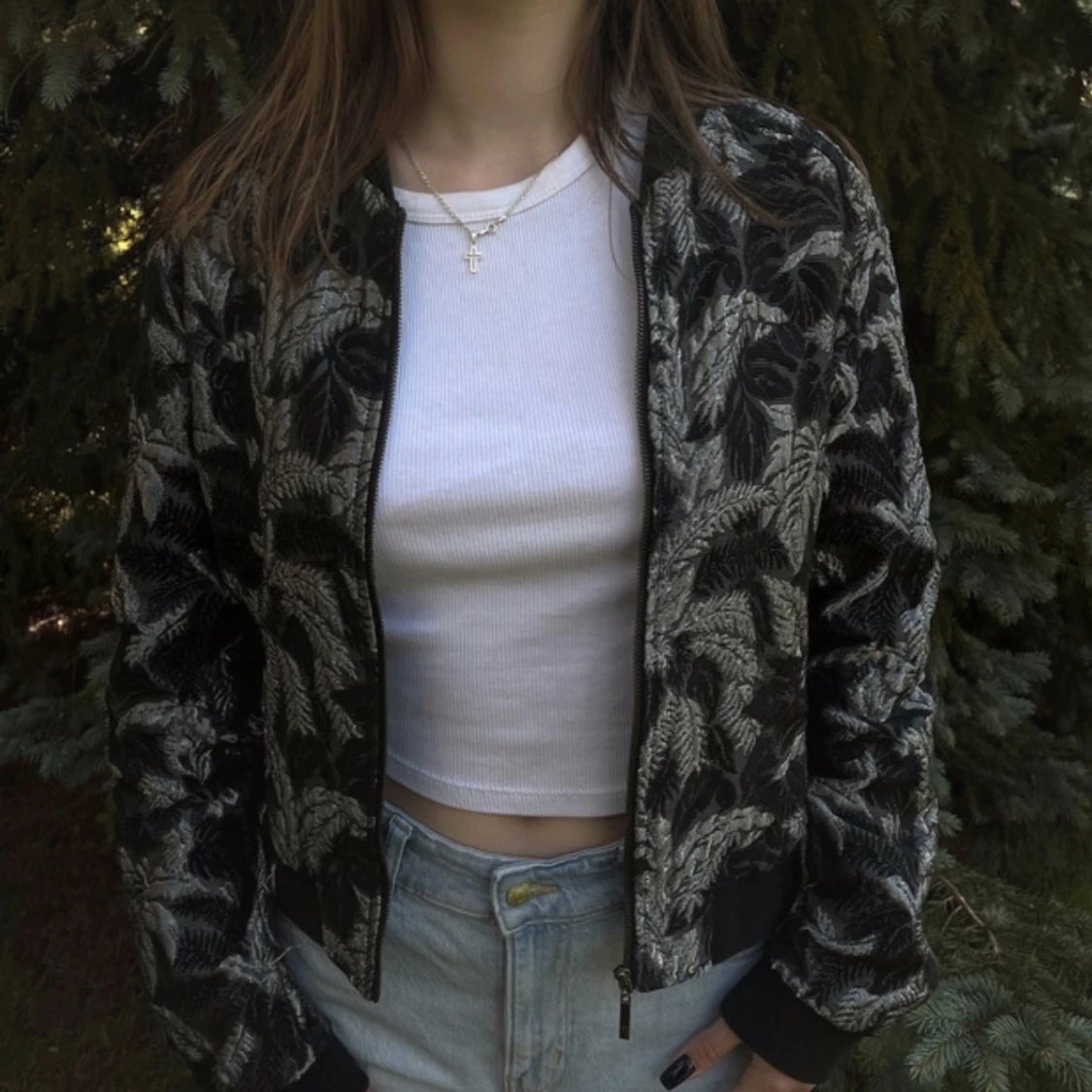 Mönstrad bomberjacka