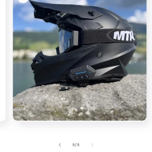 Bluetooth hörlurar till hjälm - Helt nya hörlurar säljes inte öppnade eller använda. Säljes då moppen e såld.
