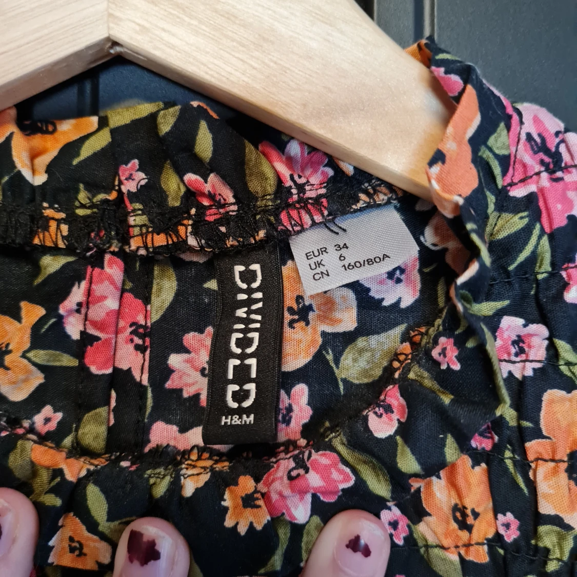 Oanvänd blus i blommigt mönster - 90