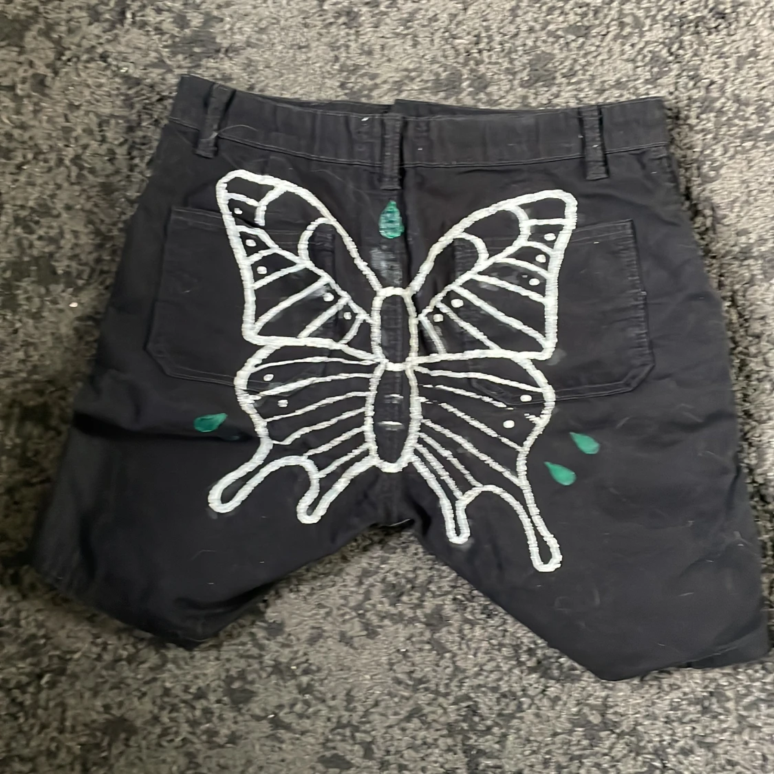 Svarta cargo shorts  - 90