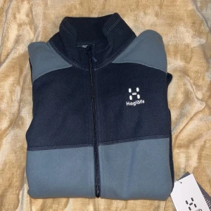 Haglöfs - Haglöfs kofta Storlek M  Helt ny aldrig använd enbart testad säljer pågrund av att den inte passade.  Kvitto på koftan finns.  600kr 