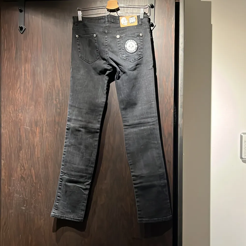 Svarta bra skick storlek 30. Jeans & Byxor.