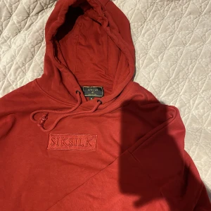 Vintage siksilk hoodie - Jätte skön oversized siksilk hoodie köpt från zalando. Knappt använd💕