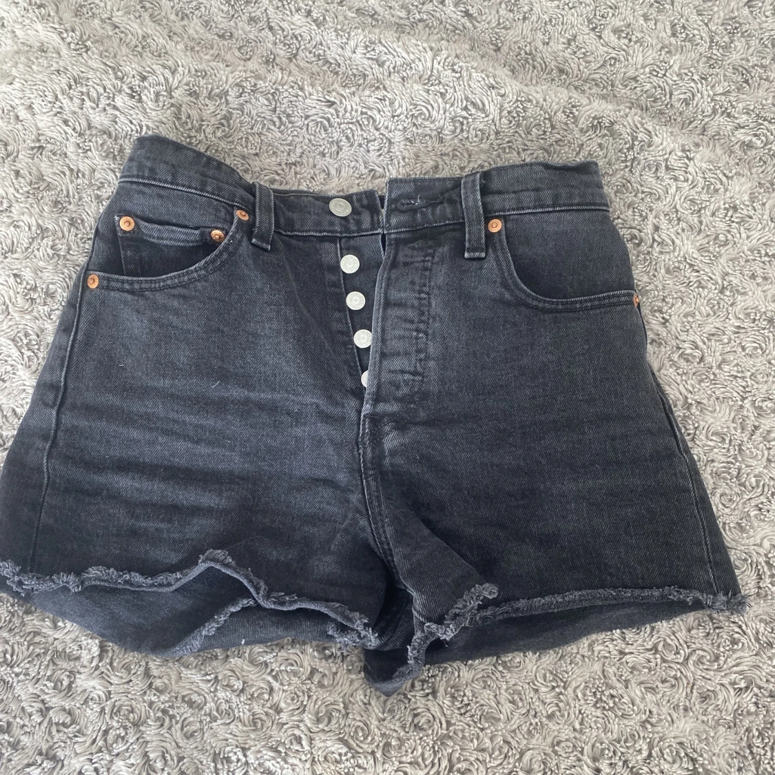 Levis shorts  - 91