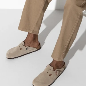 Birkenstocks Boston Suede - Har fått in 4 par birkenstocks, 2 par i storlek 39 och 2 i storlek 43.  De är helt slutsålda på hemsidan och nypris ligger på 1645kr.