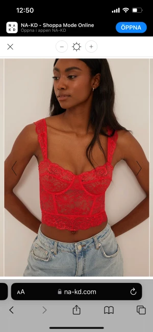 Wire strap lace cup corset - Från Nakd aldrig använd, behöver ett nytt hem 