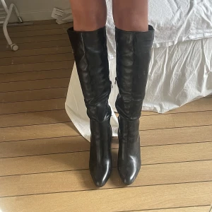 Boots strl 40 - Storlek 40, oanvända💓
