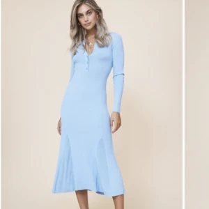 Adoore - Säljer nu denna fina klänningen från adoore, använts 1-2 gånger förra sommaren. Storlek 36 ✨🤍 Vill du ha fler bilder är det bara att fråga 🤗 Nypris 1495kr 