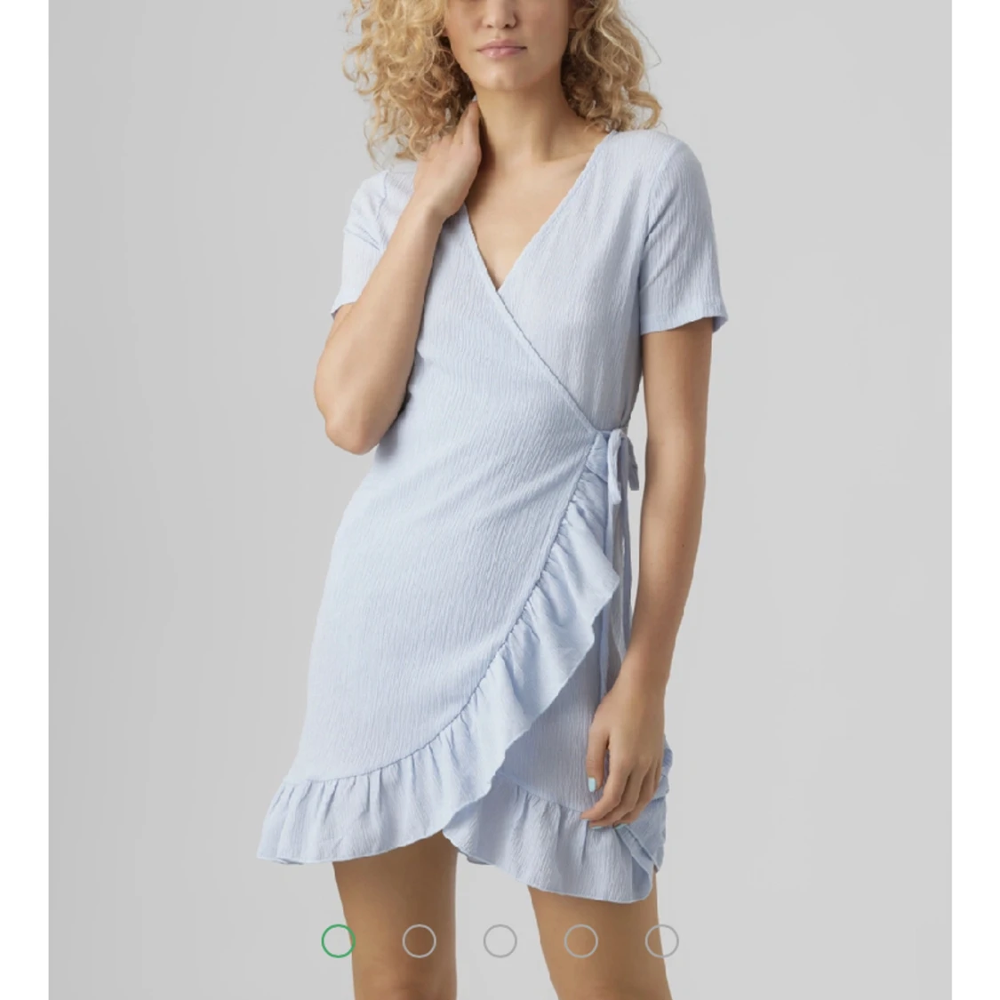 Blå omlott klänning- vero Moda  - 90