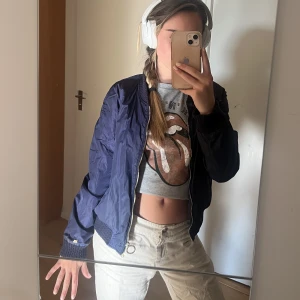 vårjacka - tommy hilfiger vårjacka, nypris ca 2000