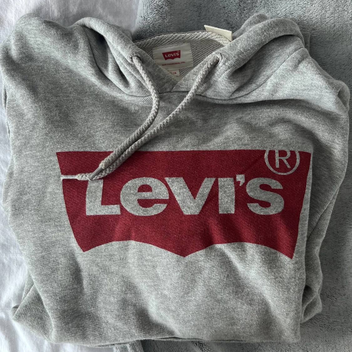 Levis hoodie xs