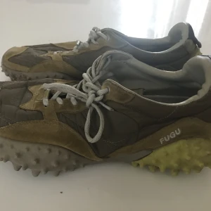 Eytys fugo sneakers - Eytys skor använda några gånger, inga defekter ursprungs pris 2300kr