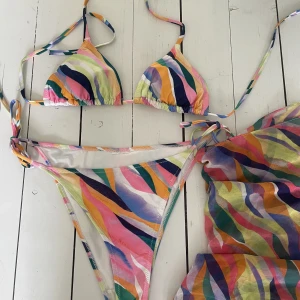 H&M Bikini - Bikini set with matching sarong  Only worn once 