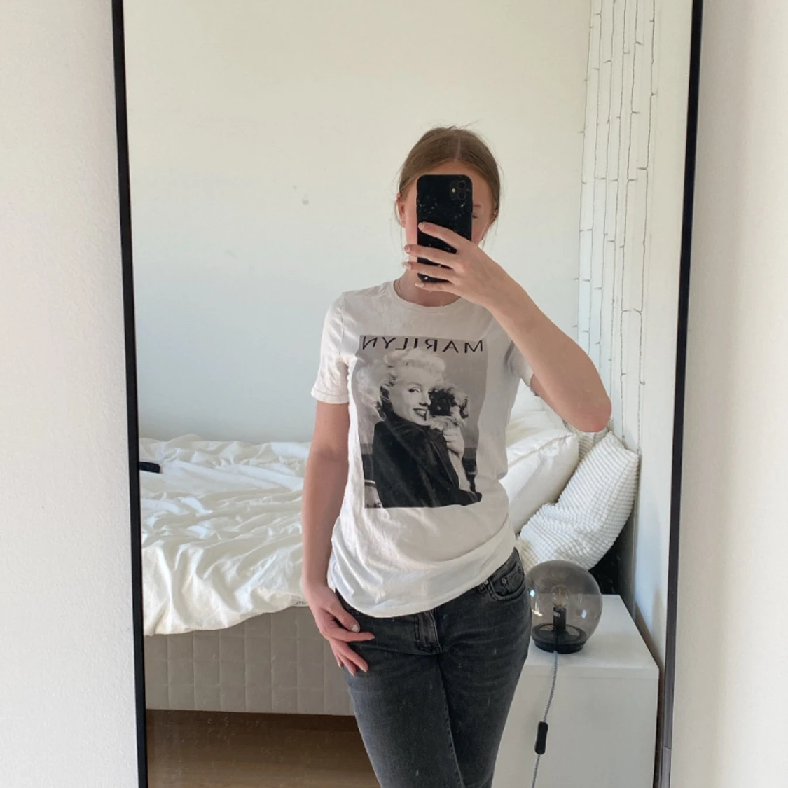 Vit t-shirt med tryck🤍 - 90