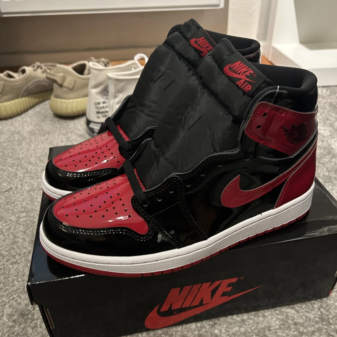 Jordan 1 High OG Bred Patent  - 90