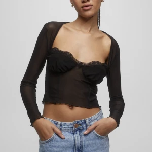 Meshtopp - Supersöt topp, men något små kupor för mig, passar A/Bkupa. Aldrig använd, endast provad🌸