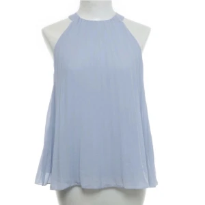 Topp - Säljer min oanvänd topp på ett bra pris 💕💕