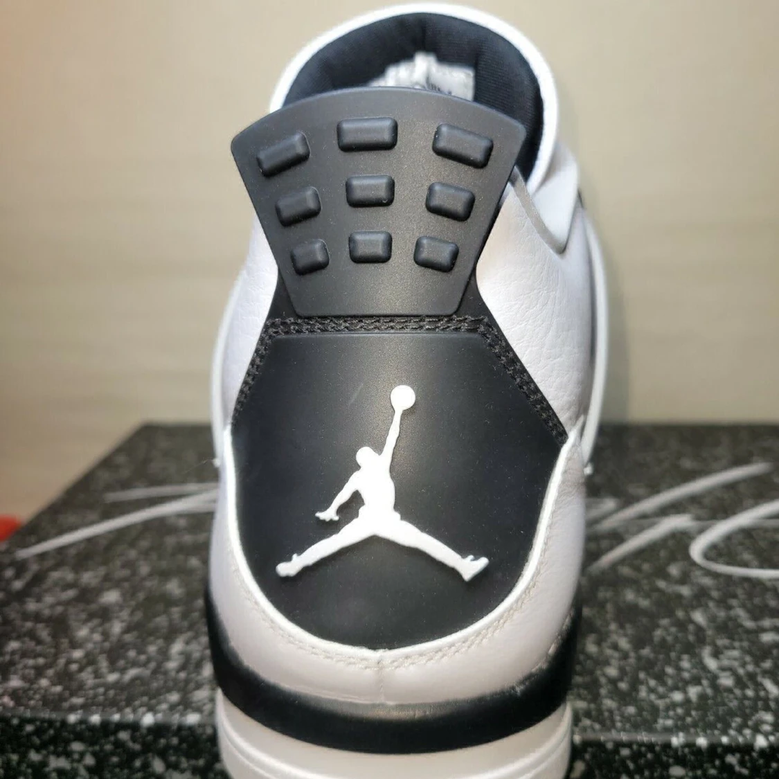 Jordan 4 Military Black  - 91