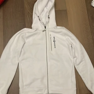 Sail racing - Säljer denna fina tröja som inte kommer till användning. Helt fläckfri och köptes i julas 