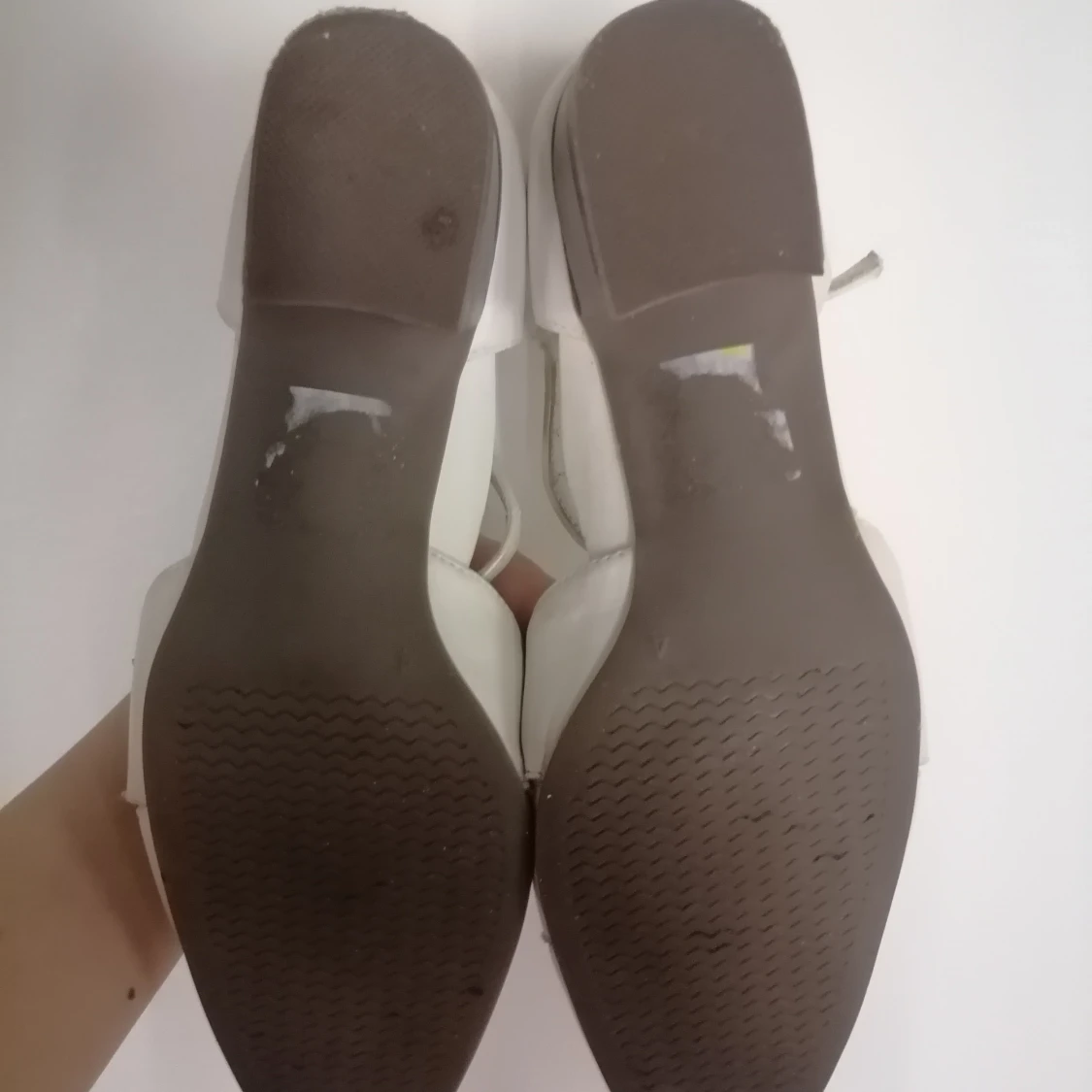 Vita/beiga skor strl38 - 91