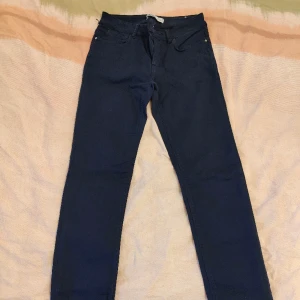 Blå Zara jeans - Mycket gott skick