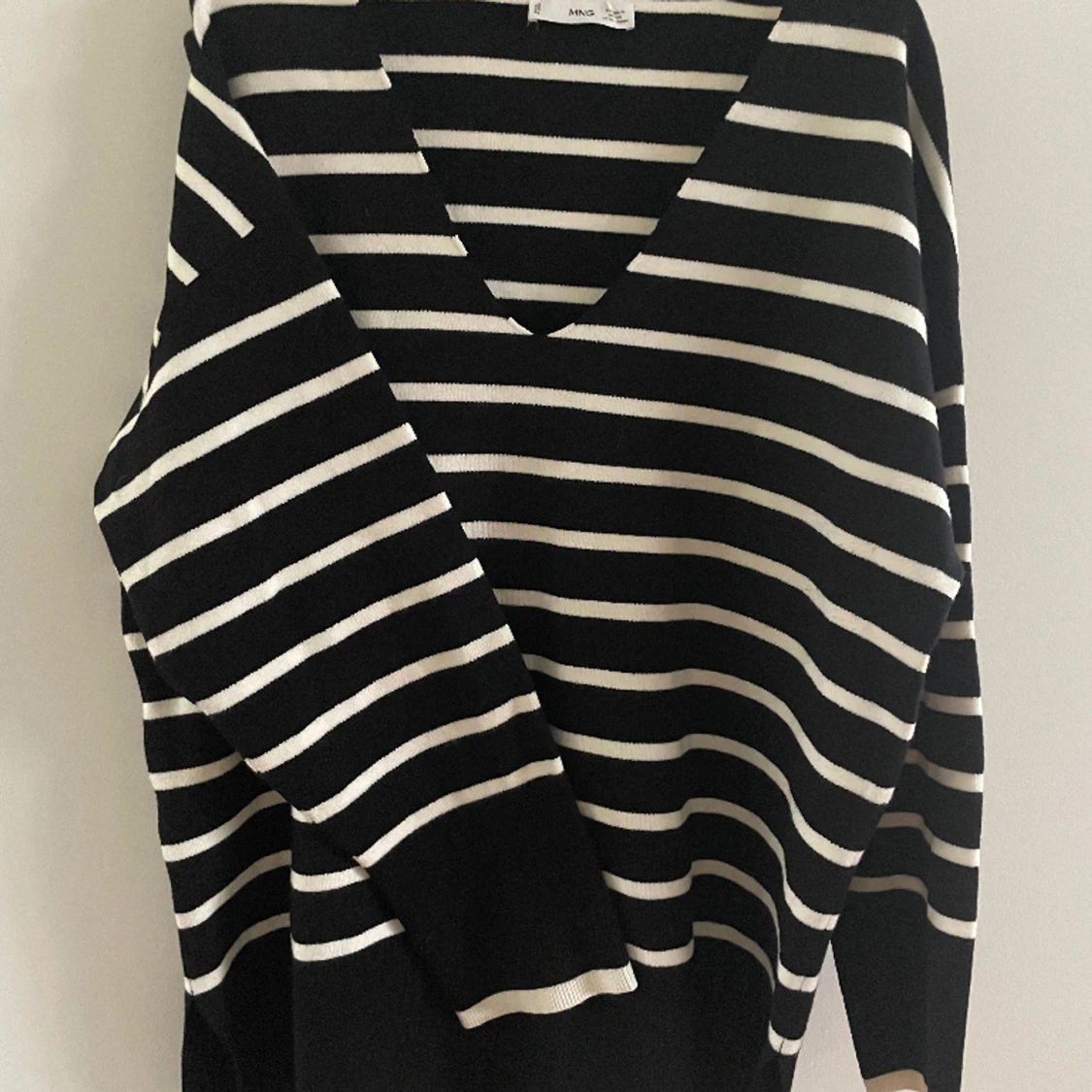 Stickad tröja från Msngo 