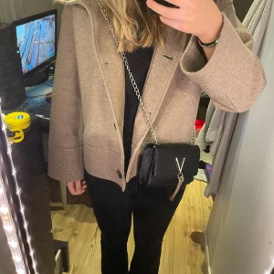 Kappahl kappa  - Säljer mina begia Kappahl jacka eftersom den ej kommer t andvändning 