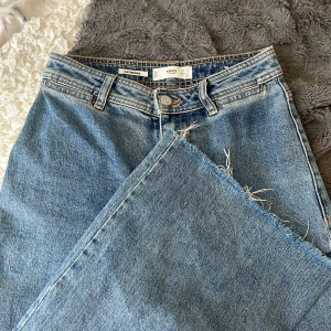 Jeans  - Ett par så stretchiga jeans som jag nu säljer för ett så bra pris💗💗💗 8/10