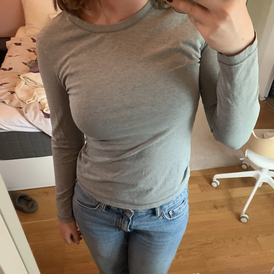 Grå tröja - 90