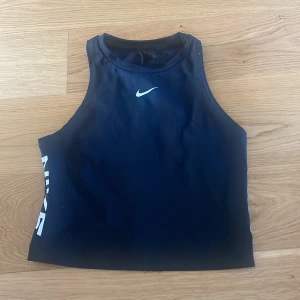 Nike topp - Storlek XS