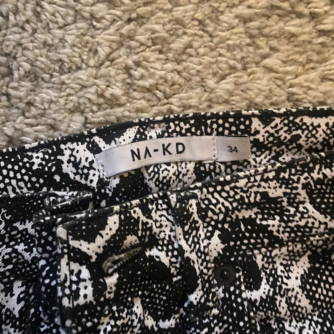 Ormskinns mönstrade jeans  - 91