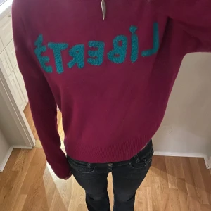 Tröja - Säljer denna tröja från Desigual💗skriv gärna vid frågor💗