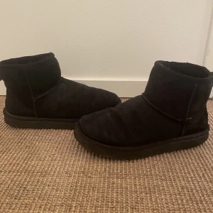 Ugg - Dessa är använda vilket syns därav priset! 
