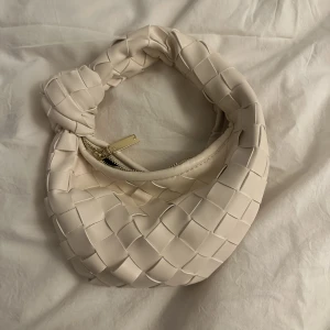 Väska - Bottega liknande