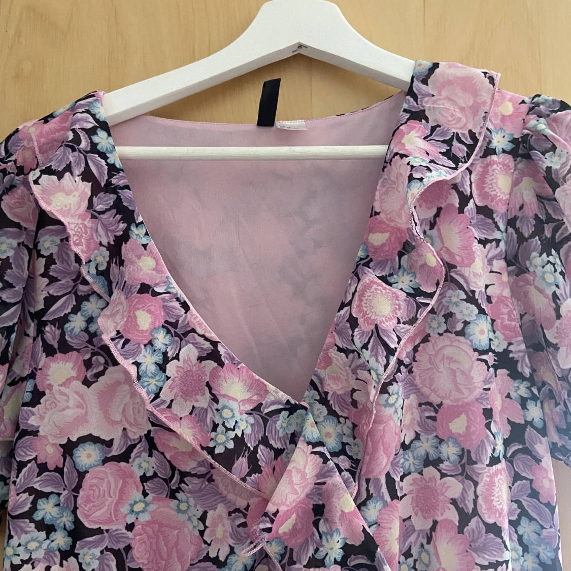 Blommig klänning  - 90