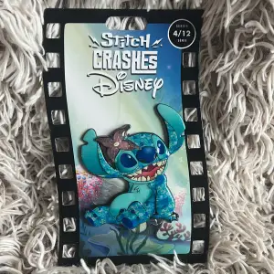 Den lilla sjöjungfrun - stitch crashes Disney pin 4. Priset är högre då detta är ett samlat objekt 