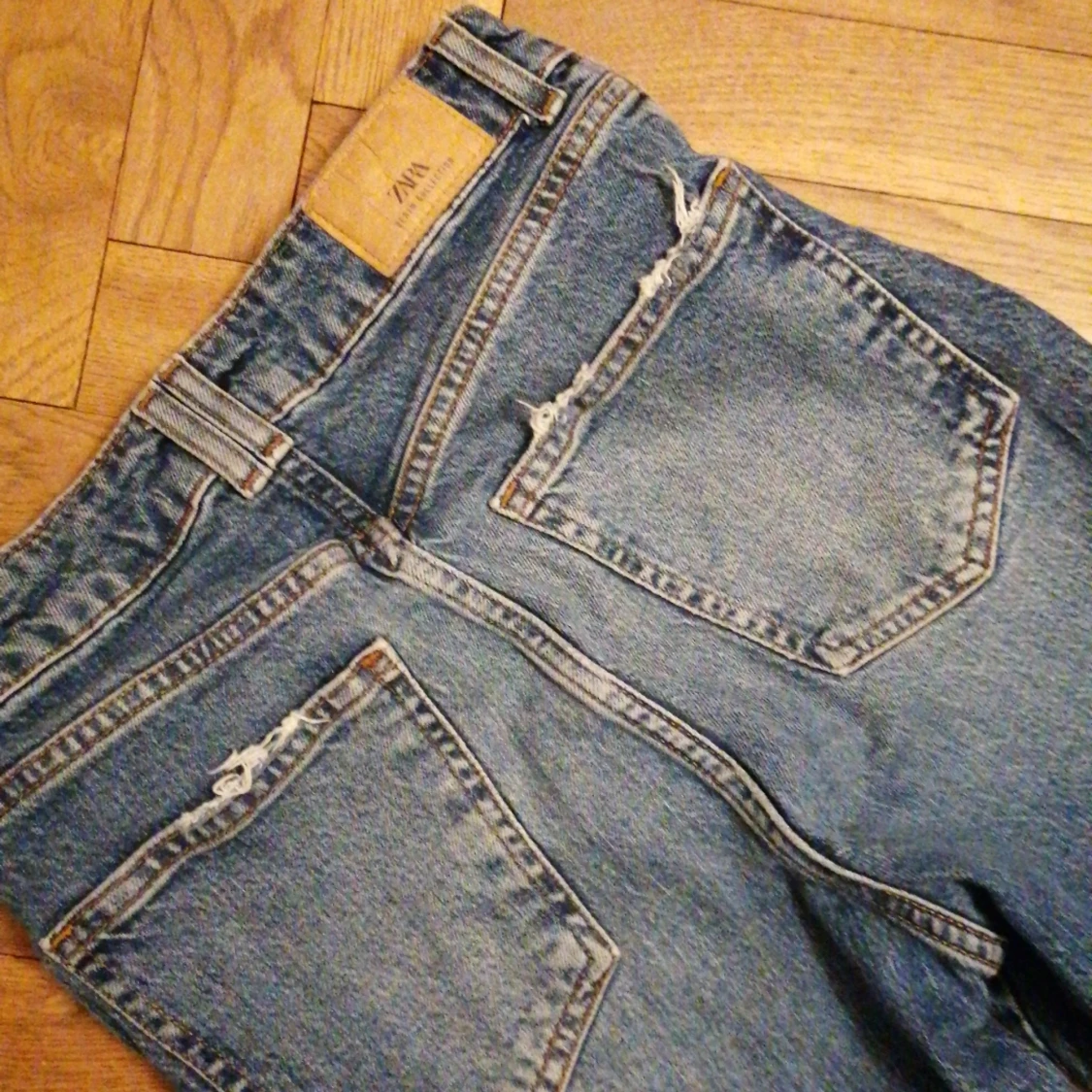 Zara Mom Jeans  - 91