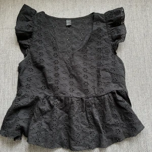 Blus  - Söt blus ifrån SHEIN❤️ Storlek M men är som S