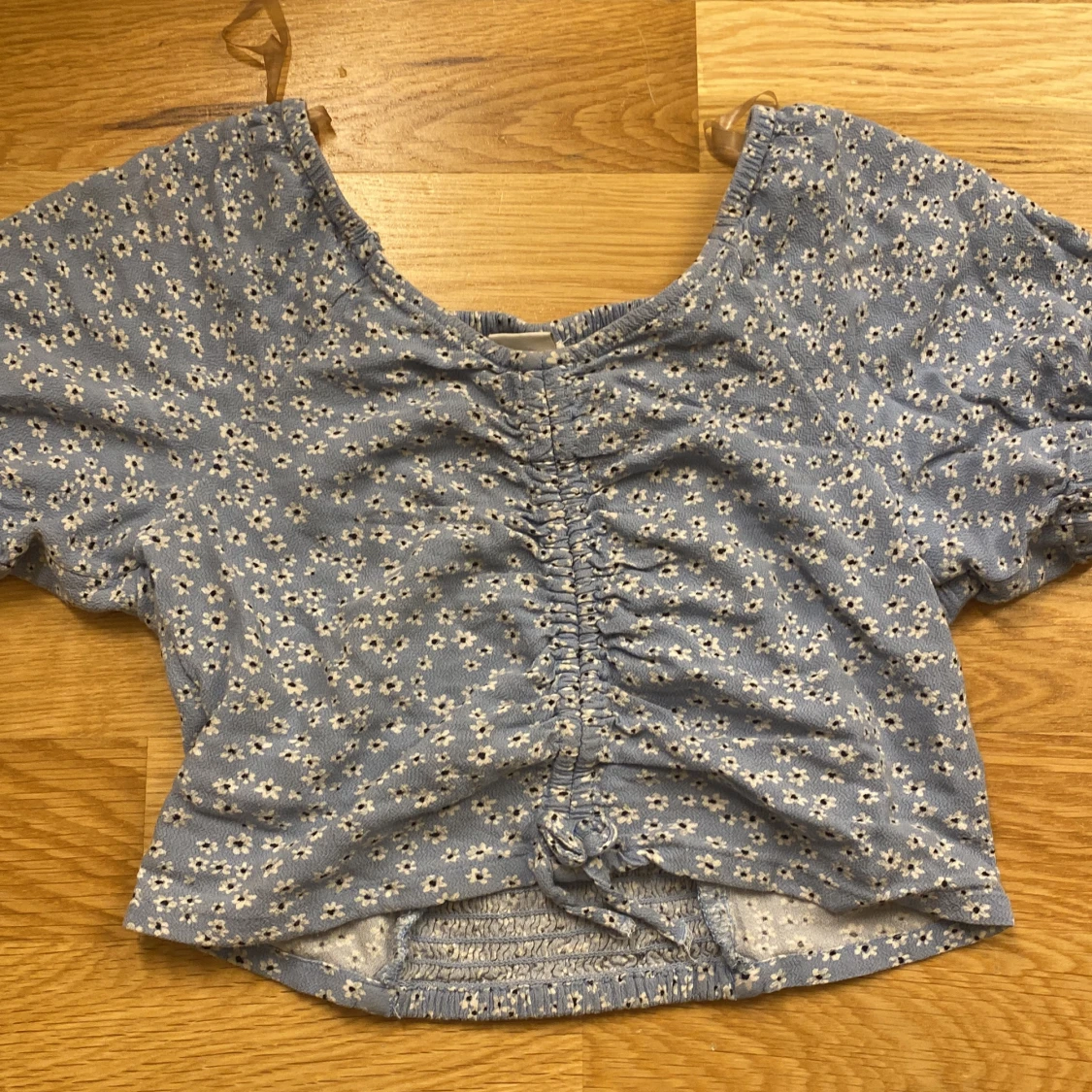 Sommar t-shirt säljs - 90