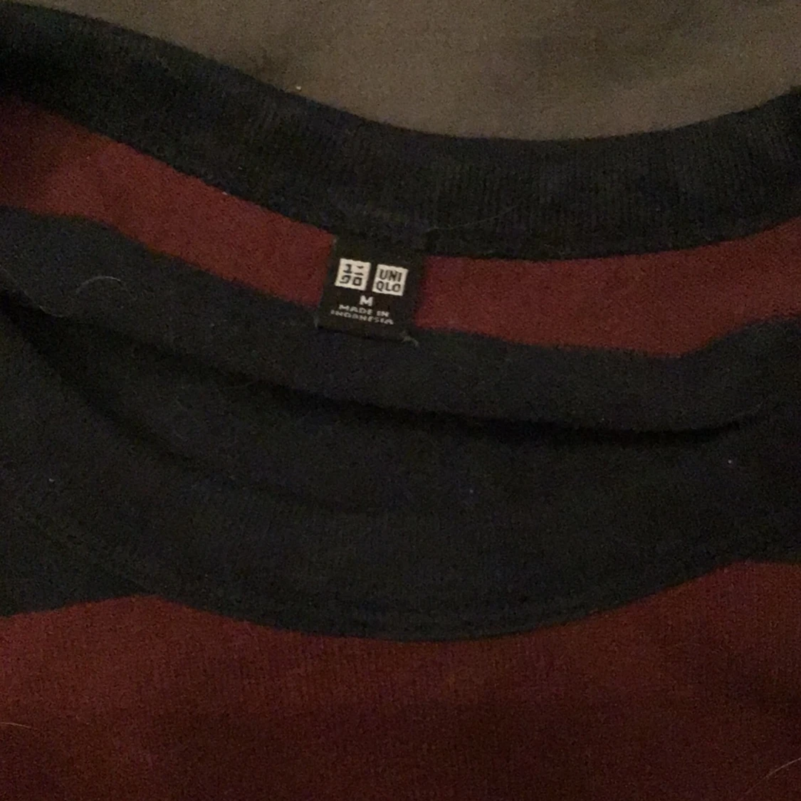 Röd randig tröja  - 90