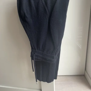 Byxor  - Raka mjukisbyxor i Kashmir 