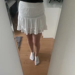 Kjol - Kjol från pull and bear