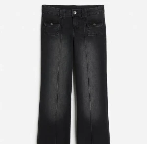 Hm - Säljer dessa jeans från hm storlek 36 (skriv för egna bilder) 
