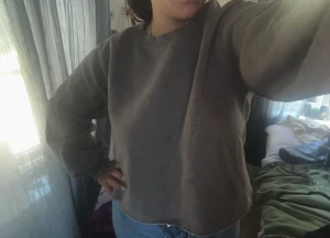 Tröja - Skönaste tröjan någonsin från other stories i en perfekt brun färg!🤎 skriv för mer bilder