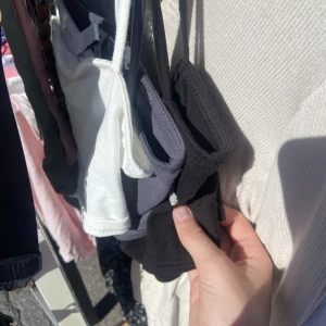 Linnen - Tre linnen från hm alla för 20 kr elr en för tiokr 